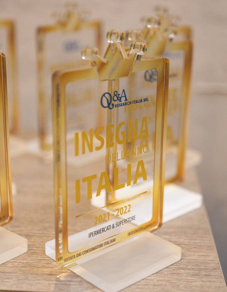 ITALIA ECONOMY - Alla scoperta di Insegna dell’Anno 2023 ITALIA ECONOMY - Alla scoperta di Insegna dell’Anno 2023